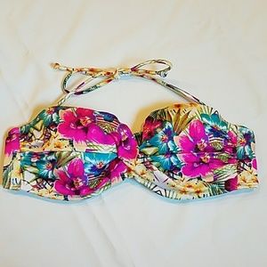 Victoria's secret bikini top